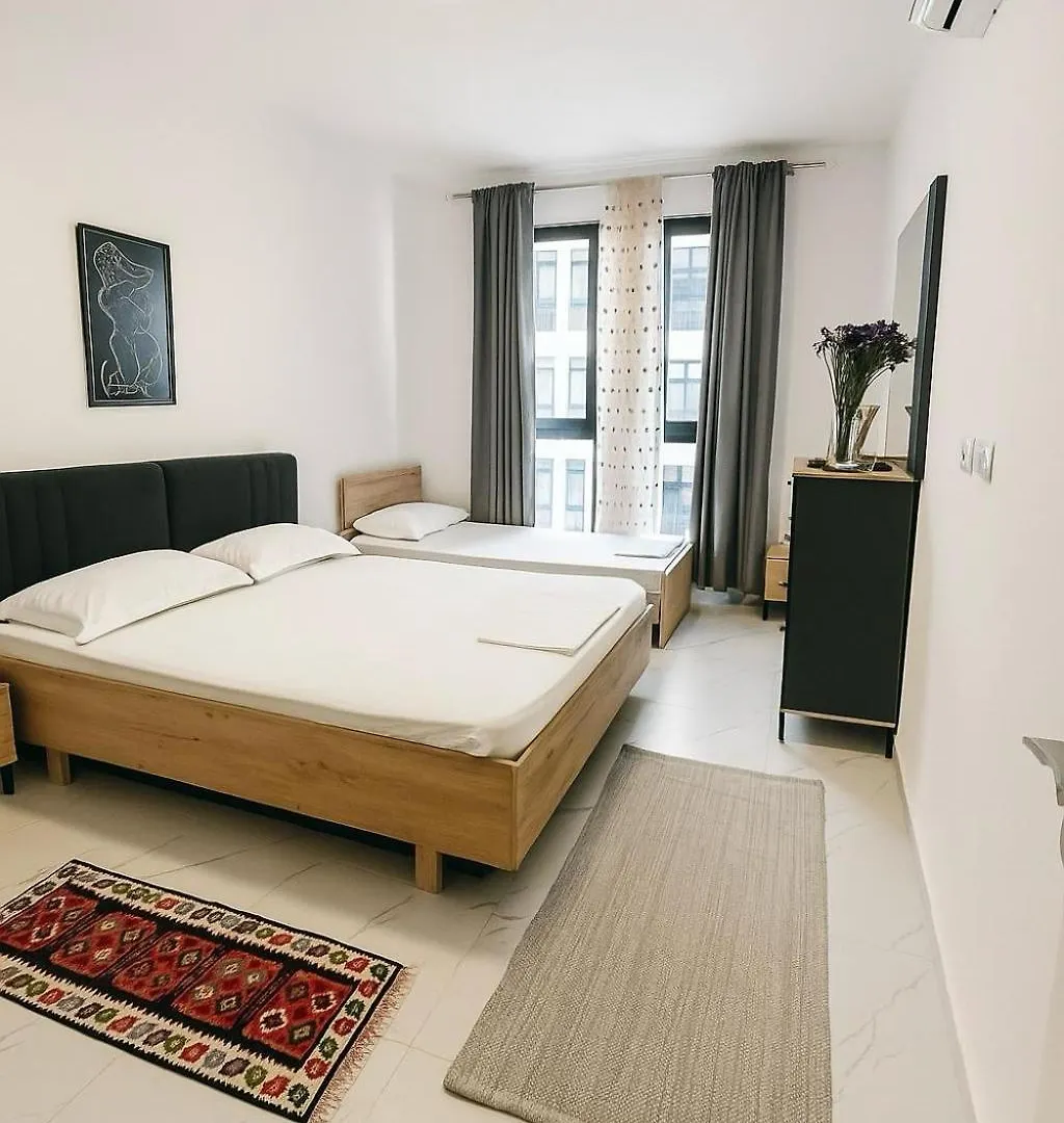 Flat In Orikum Beach 0*,